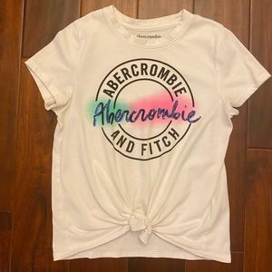 EUC white Abercrombie T-shirt 11/12